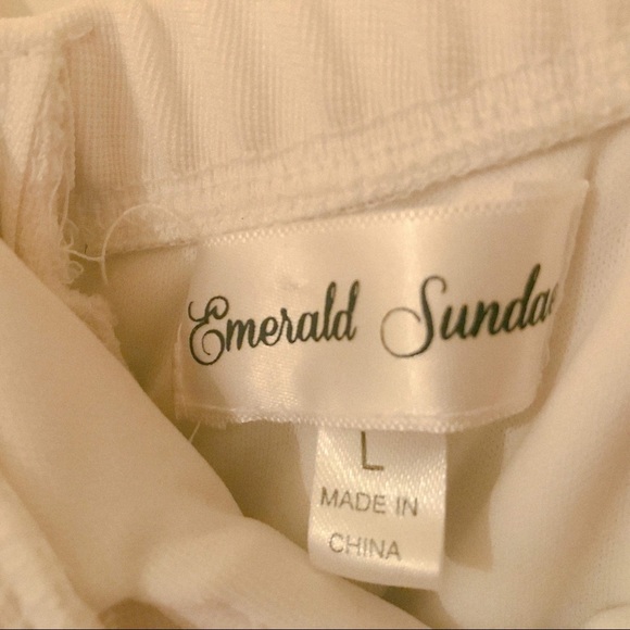 Dress - Picture 5 of 5